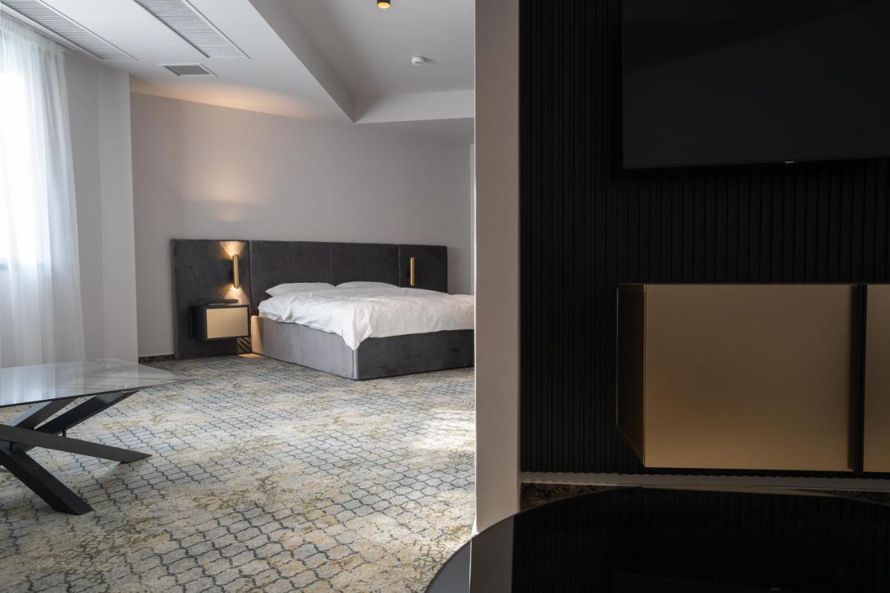 Hotel Cristal 3*