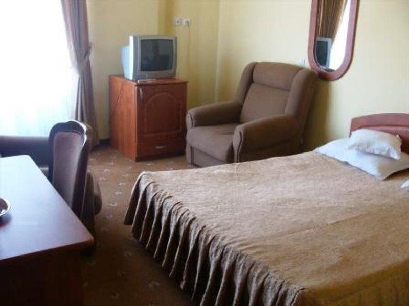 Hotel Cristal 3*