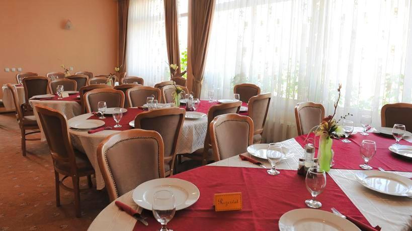 Cristal Hotel 3*